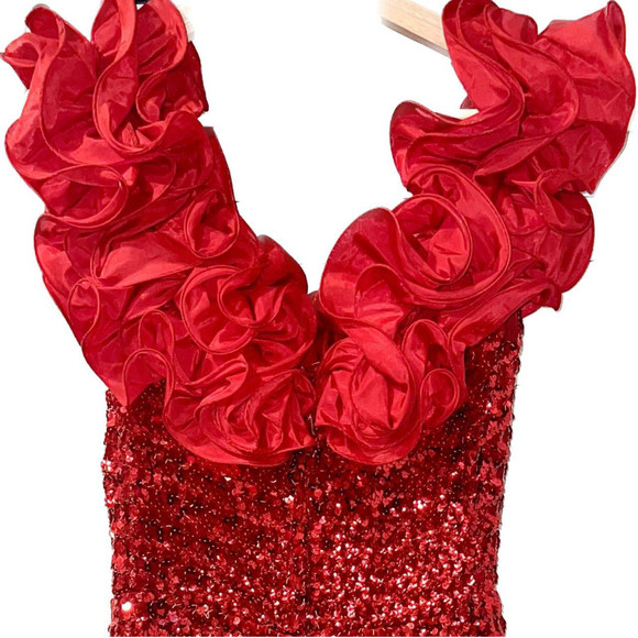 Dresses - Picture 4 of 6